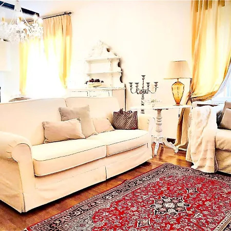 Q19 Home Apartment
