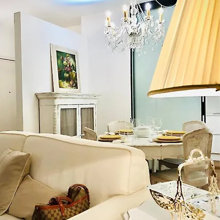 Apartment Q19 Home Verona