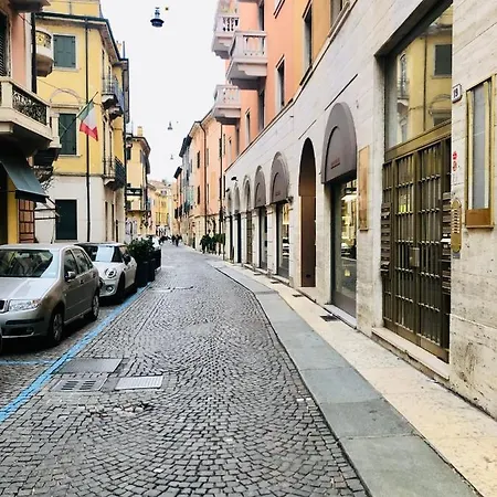 Apartment Q19 Home Verona